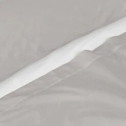 Basic Parure Drap 160x270 Cm Gris 8 Basic Parure Drap 160x270 Cm Gris -Literie Magasin 3b7f908de3a74f5fae7d2b56fe25d5aa