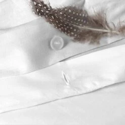 Light Housse De Couette 240x220 Cm -Literie Magasin 739f7b2a218c4f108e1fbe13a250ede1