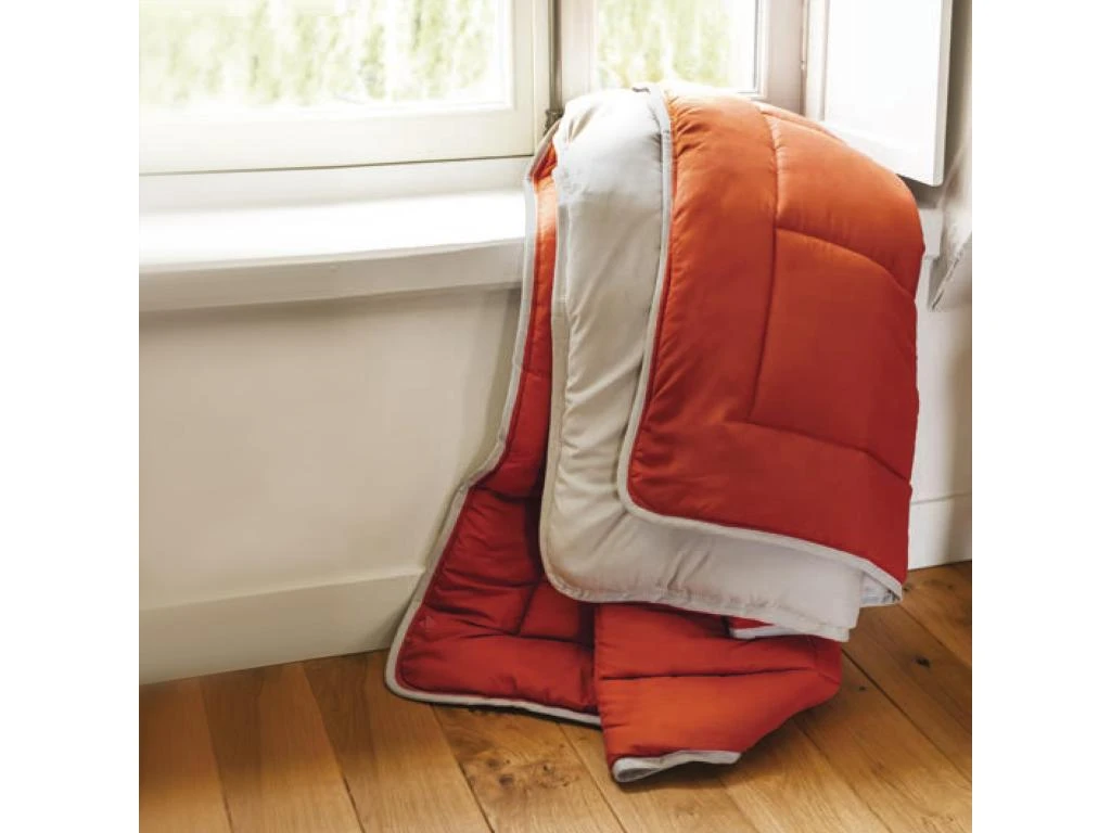 Couette été 140x200 Cm COCOON BICOLORE Gingembre/Galet Garnissage Fibre Polyester 200 G/m2 2 Couette été 140x200 Cm COCOON BICOLORE Gingembre/Galet Garnissage Fibre Polyester 200 G/m2 – Image 2
