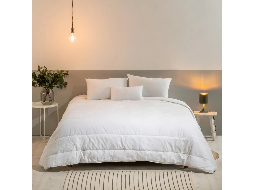 Couette Légère Spéciale Eté 240x260cm 2 Couette Légère Spéciale Eté 240x260cm – Image 2