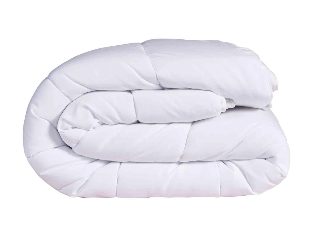 Couette Mi-saison Recyclée Enveloppe Microfibre 350g 260x240 1 Couette Mi-saison Recyclée Enveloppe Microfibre 350g 260x240