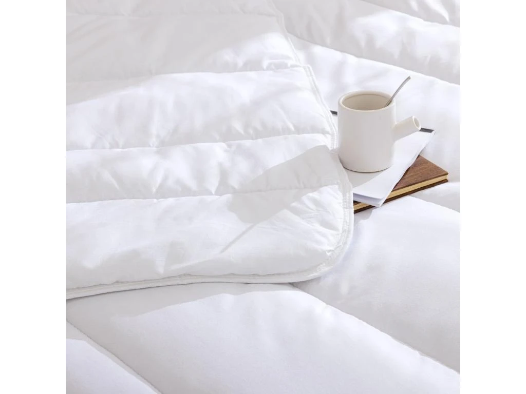 Pack Couette été 250g 140x200 Et Oreiller Luxe Anti-acariens Someo 4 Pack Couette été 250g 140x200 Et Oreiller Luxe Anti-acariens Someo – Image 4