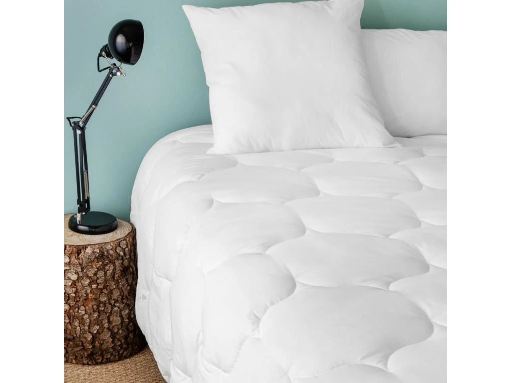 Couette Tempérée 140x200 Cm OLYMPE Garnissage Microfibre Polyester 300 G/m2 2 Couette Tempérée 140x200 Cm OLYMPE Garnissage Microfibre Polyester 300 G/m2 – Image 2