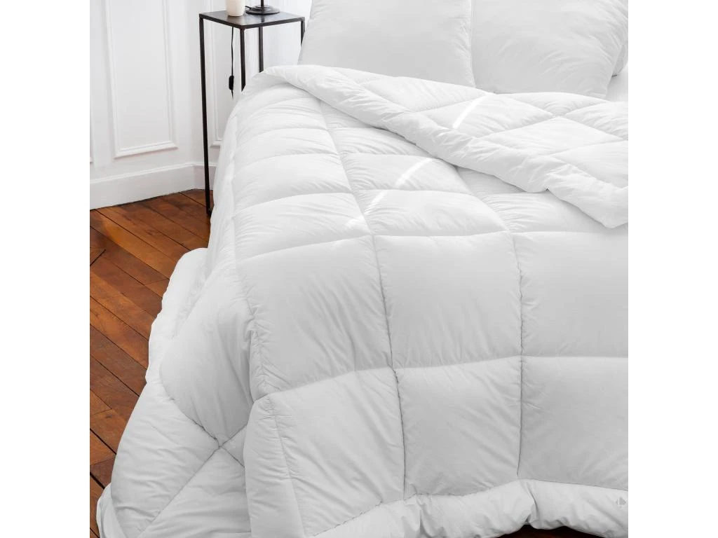 Couette Hiver 240x220 Cm CASTOR Garnissage Fibre Polyester 400 G/m2 2 Couette Hiver 240x220 Cm CASTOR Garnissage Fibre Polyester 400 G/m2 – Image 2