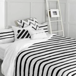 Stripes Housse De Couette 135/140x200 Cm 7 Stripes Housse De Couette 135/140x200 Cm -Literie Magasin db0462d11e0d4d25a8363fd01e17e68e