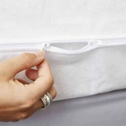 SWEETNIGHT Rénove Matelas ALLERGOSTOP 180x200 Cm, Housse Intégrale, Anti-acariens Et Anti-punaises De Lit -Literie Magasin sweetnight renove matelas allergostop 180x200 cm housse integrale anti acariens et anti punaises de lit 3377720102459 514001